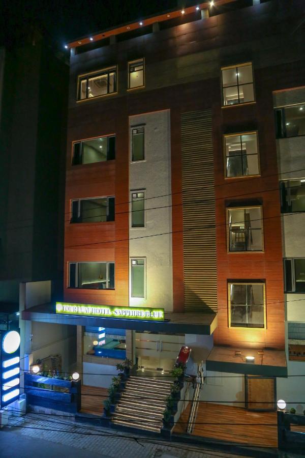 Four Leaf Hotel - Sapphire Blue, Waranasi Zewnętrze zdjęcie